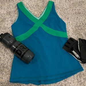 Lululemon vintage teal and green cross tank